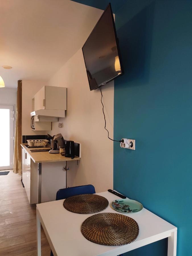 Studio Cosy Avec Parking Apartment Brest Bagian luar foto