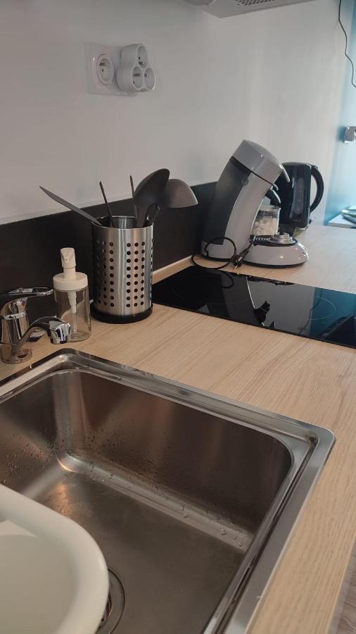 Studio Cosy Avec Parking Apartment Brest Bagian luar foto
