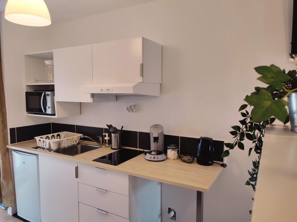 Studio Cosy Avec Parking Apartment Brest Bagian luar foto