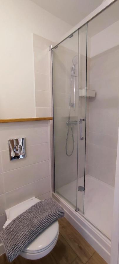 Studio Cosy Avec Parking Apartment Brest Bagian luar foto